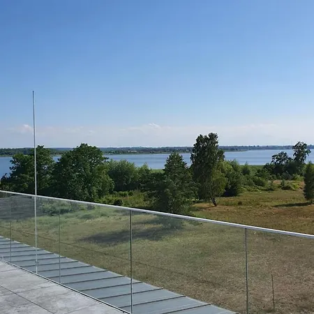 Sea & Lake Apartament 17, 317 Molo Mielno Sosnowy Las 15 Apartment *